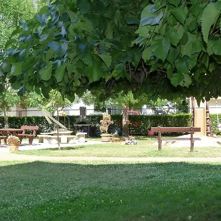 Appartement Little Apartman