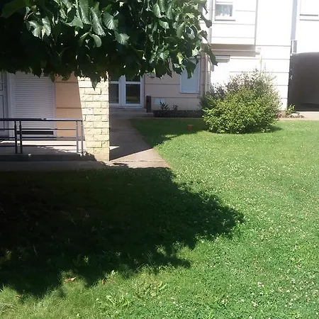 Little Apartman *