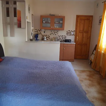 Little Apartman