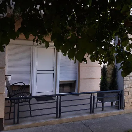 Little Apartman Appartement *